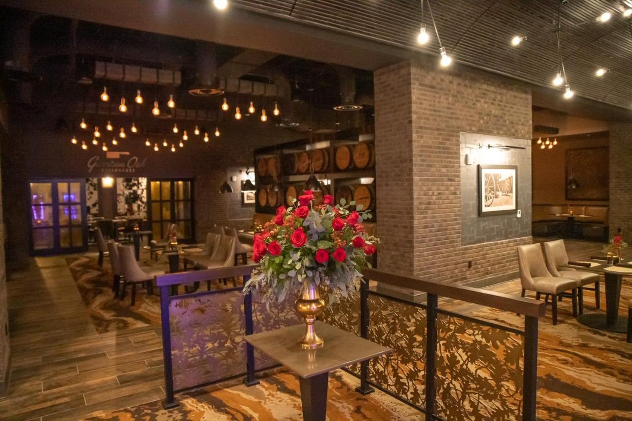 Oak Grove Racing Gaming & Hotel Екстер'єр фото